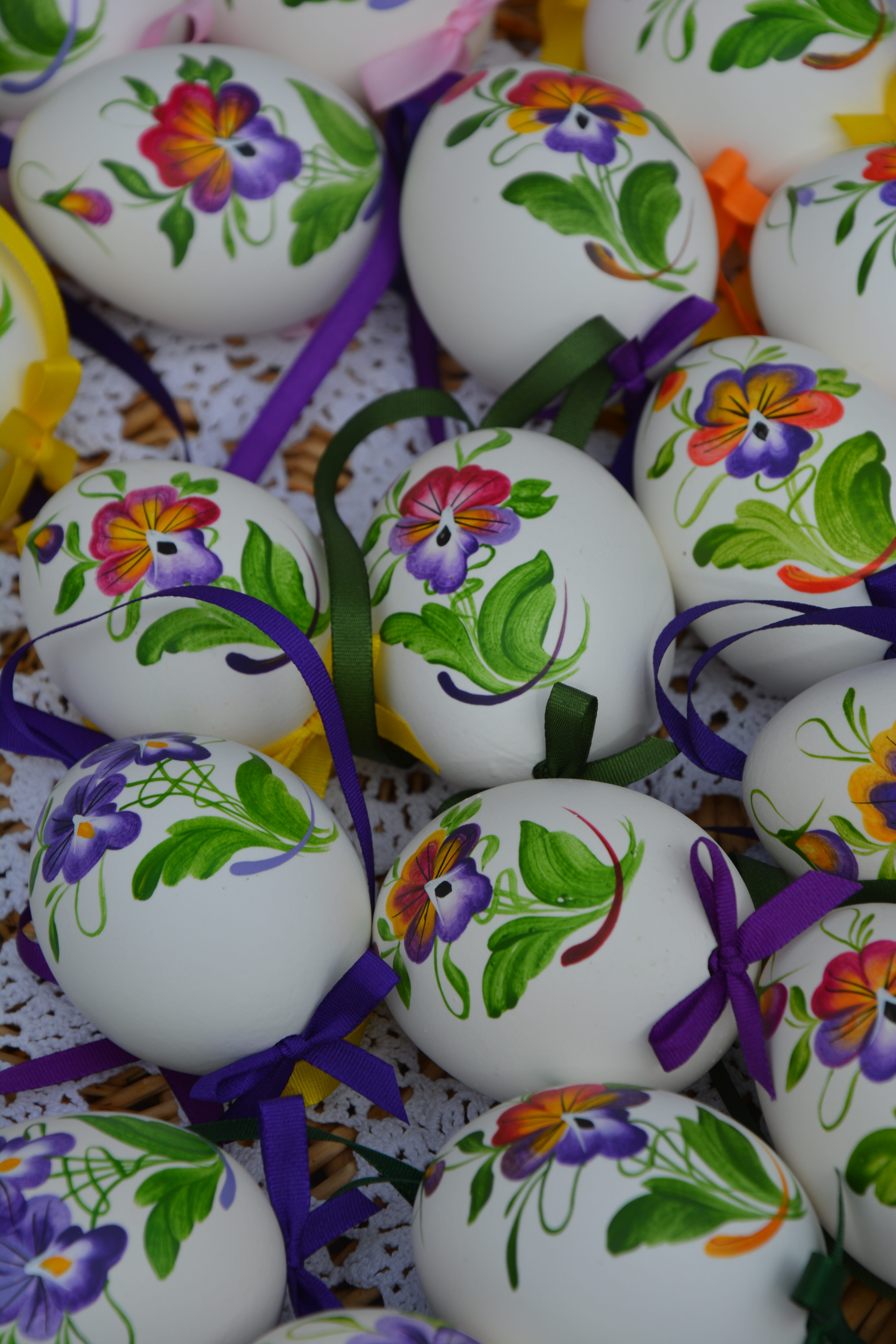 Bemalte Ostereier - mit Blumen