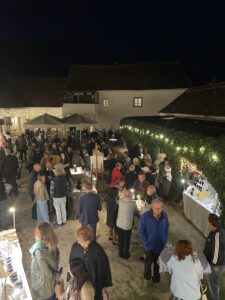 Es herrschte reger Andrang bei den zahlreichen Handwerksständen im Brandlhof.