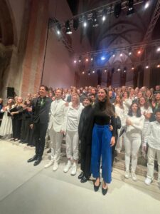 Simon Erasimus, Chorleiter des Landesjugendchors Wien, Benedikt Blaschek und Michaela Wolf, Chorleiter des Landesjugendchors Oberösterreich sowie Miriam Laznia und Sara Glanzer, Chorleiterinnen des Landesjugendchors Niederösterreich präsentierten eindrucksvoll das Können ihrer Chöre.