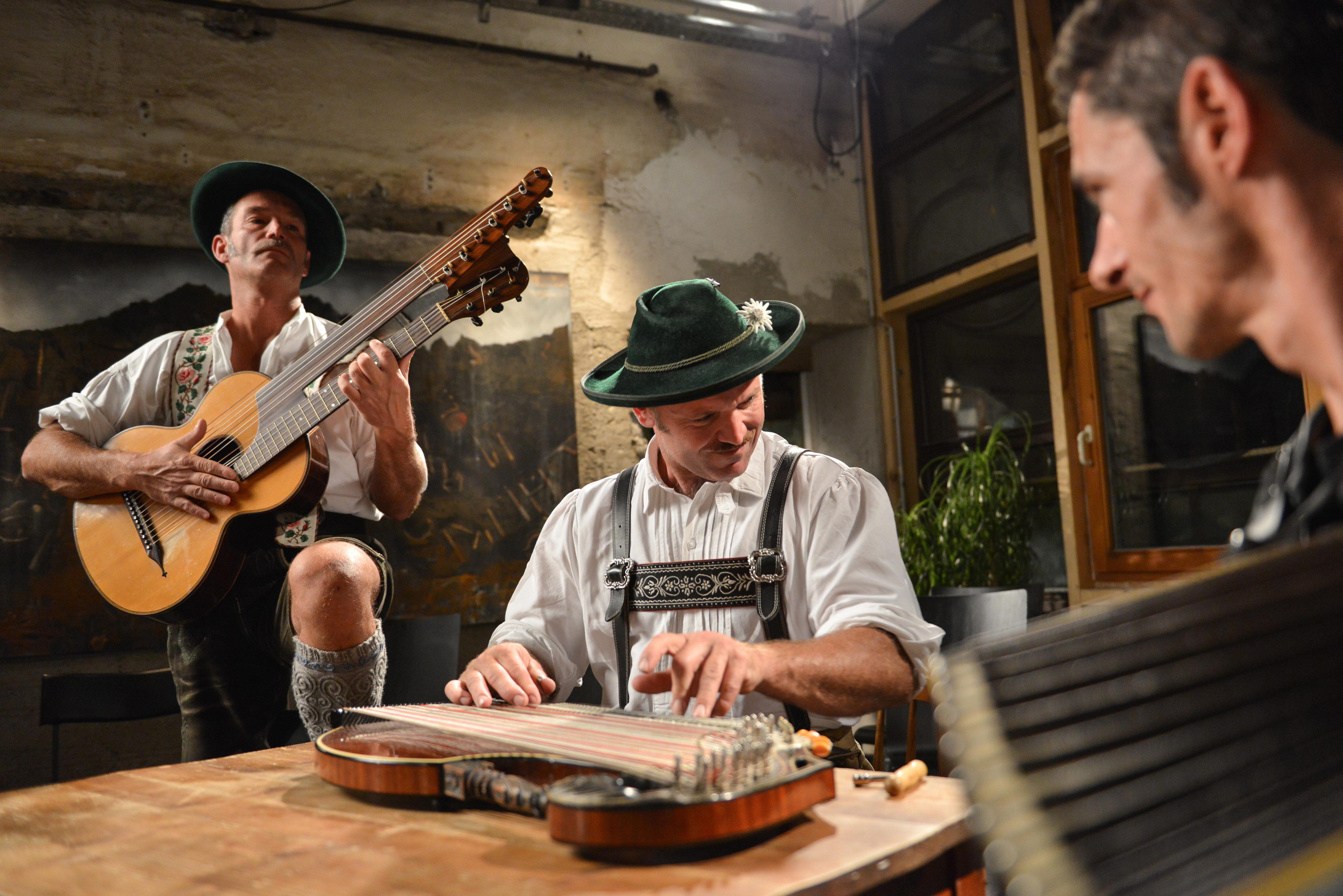 Duo Hornsteiner/Kriner mit Herbert Pixner