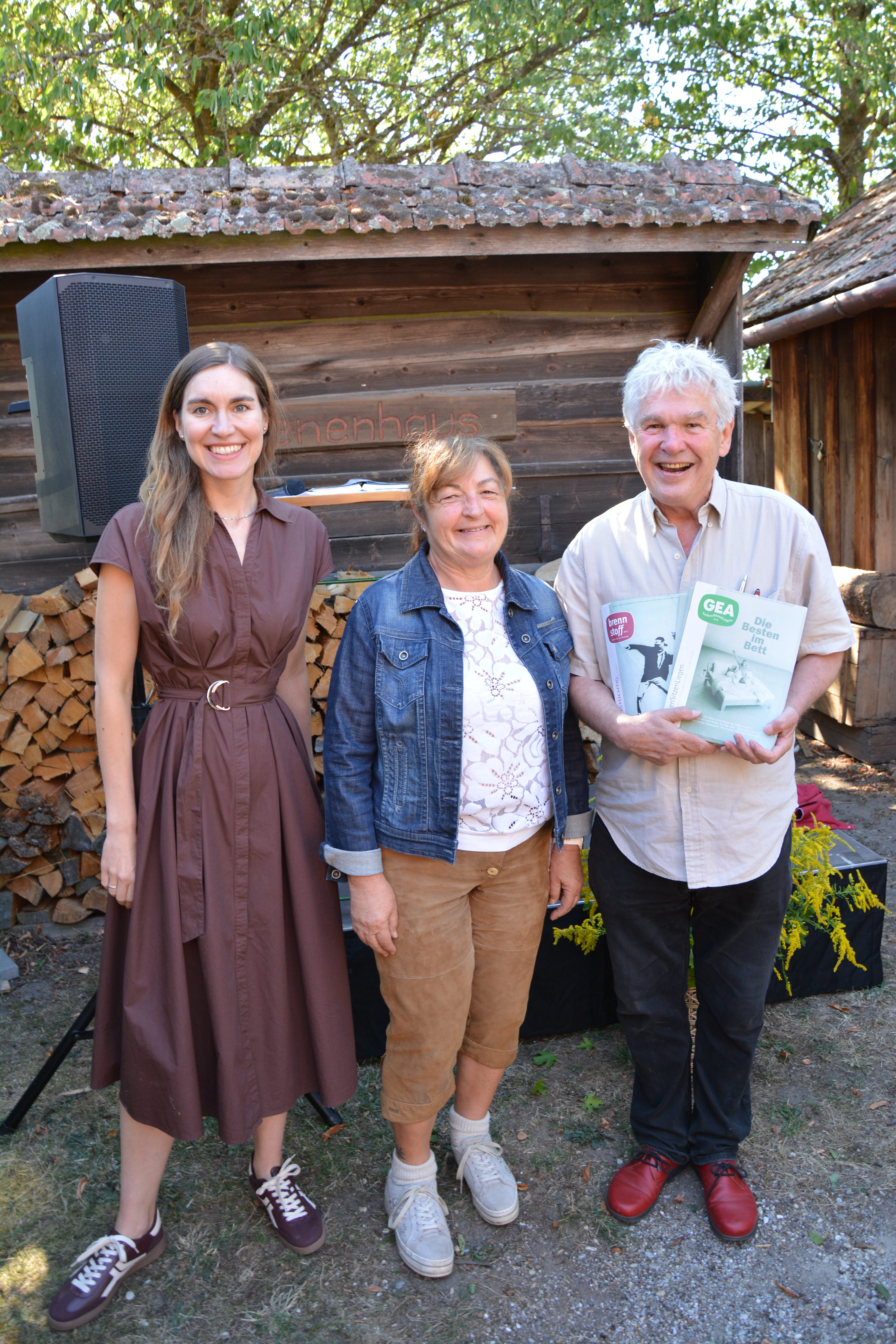 Christa Stegen, Museumsmanagement Niederösterreich, Museumsobfrau Marianne Steiner und Schuh-Pionier Heini Staudinger.